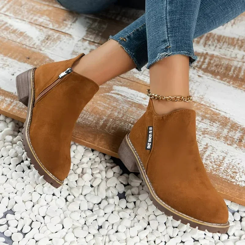 Fatima - Orthopedic Boots