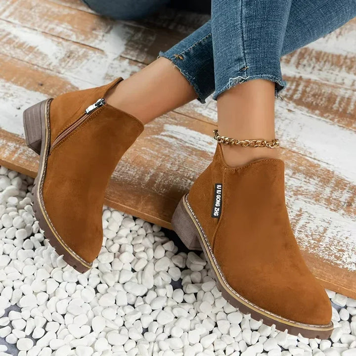 Fatima - Orthopedic Boots