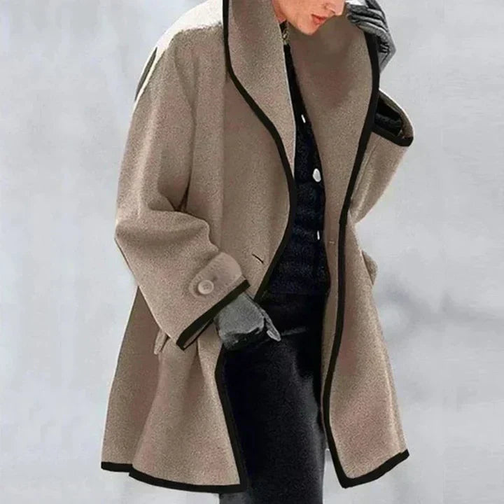 Amelia | Double-Breasted Wool Coat